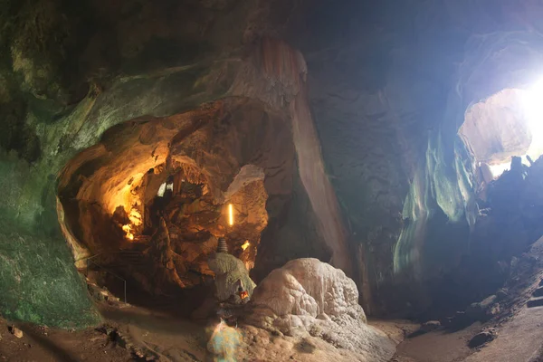 Beautiful Stalagmites Stalactite Wat Tham Suwan Khuha Golden Cave Tourists — Stock Photo, Image