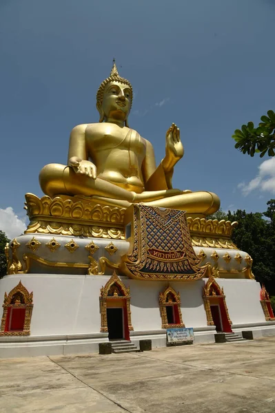Luang Pho Wat Pha Thang Een Boeddha Beeld Dat Buiten — Stockfoto