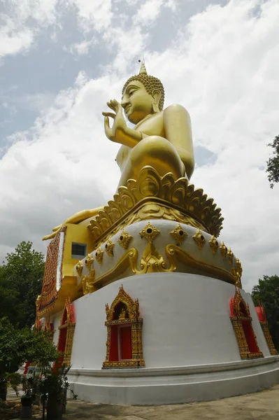 Luang Pho Wat Pha Thang Een Boeddha Beeld Dat Buiten — Stockfoto