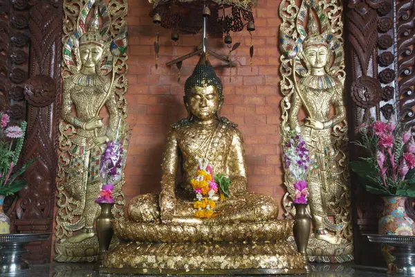 Sitting Golden Buddha Sacred Hall Wat Tha Mai Temple Located — Stock Photo, Image