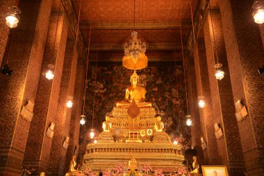 Phra Phuttha Thewapatimakorn, Wat Phra Chetuphon Wimonmangklaram veya Wat Pho 'nun başlıca Buda resmidir. Tayland 'ın Bangkok başkentinde yer alıyor..
