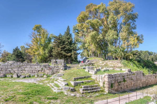 Zřícenina Starobylých Zdí Neapolském Archeologickém Parku Syrakusách Sicílii — Stock fotografie