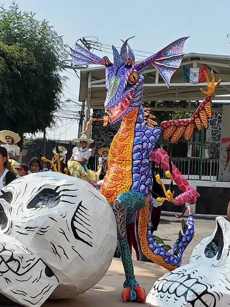 Alebrijes Mexicanos Carnaval Colorido Rua — Fotografia de Stock