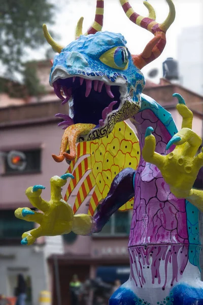 Alebrijes, Meksika geleneği, renkli ejderha, alebrijes geçidi