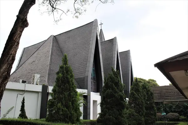 Jakarta Indonezja Kwietnia 2023 Pomnik Taman Mini Indonezja Indah Kościół — Zdjęcie stockowe