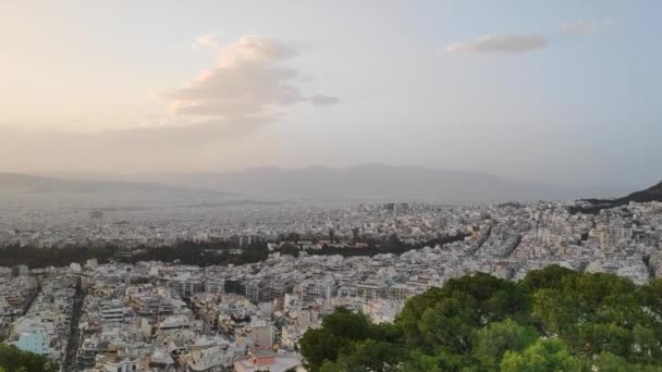 Πανοραμική Θέα Της Αθήνας Ηλιοβασίλεμα Από Την Κορυφή Του Λυκαβηττού — Αρχείο Βίντεο