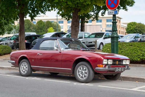 Epernay France July 2020 Peugeot 504 Automobile French Car Manufacturer — Stock Photo, Image