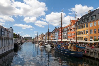 Kopenhag, Danimarka - 28 Haziran 2019 Nyhavn (Türkçe: 