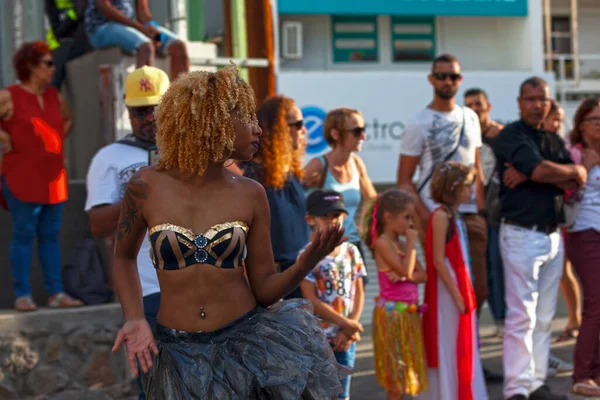 Saint Gilles Les Bains Réunion Juin 2017 Danseuse Lors Carnaval — Photo