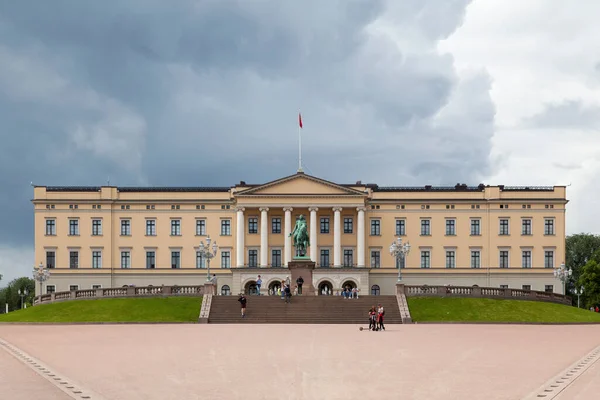 Осло Норвегия Июня 2019 Года Королевский Дворец Норвежски Slottet Formally — стоковое фото