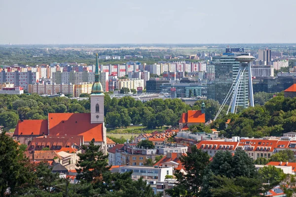 Bratislava Eslovaquia Junio 2018 Paisaje Urbano Bratislava Con Catedral San — Foto de Stock