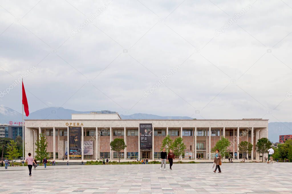 Tirana, Albania 22 de abril de 2019 El Teatro Nacional de Ópera y