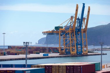 Le Port, Reunion Adası - 08 Mart 2017: The Port Reunion Est, Reunion Adası 'nda bulunan bir liman..