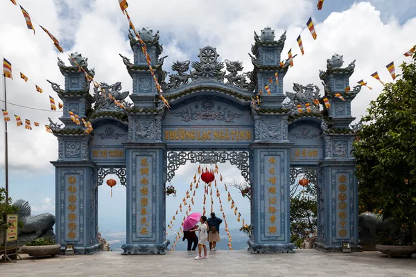 Hills Vietnam Agosto 2018 Pagoda Linh Ung Las Colinas Cerca —  Fotos de Stock