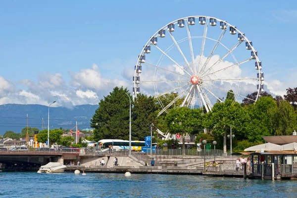 Genebra Suíça Junho 2018 Lago Genebra Com Roda Gigante Lado — Fotografia de Stock