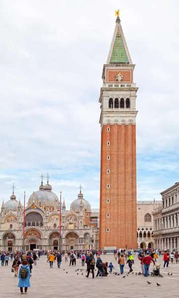 Venezia Italia Aprile 2019 Campanile San Marco Imponente Torre Cattedrale — Foto Stock