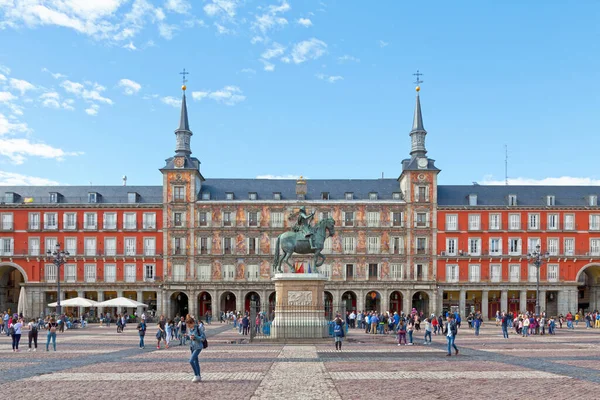 スペイン マドリード 2018年6月6日 プラザ市長 Main Square スペインの首都の中心部にある主要な公共スペースです かつては旧マドリードの中心地でした フィリップ3世の治世のハプスブルク家の時代に最初に建てられました — ストック写真