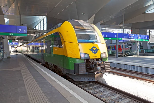 Viena Áustria Junho 2018 Trem Ventus Estação Trem Wien Hbf — Fotografia de Stock