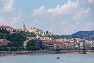 Budapeşte, Macaristan 'da Tuna' ya bakan Buda tepesi.
