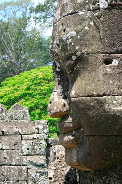 Details Sculpted Khmer Face Angkor Thom — Stock Photo, Image