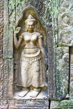 Angkor 'daki küçük bir tapınak olan Ta Som' un duvarına 12. yüzyılın sonunda Kral 7. Jayavarman için inşa edilmiş Apsara dansçısı. Angkor Thom 'un kuzeydoğusunda ve Neak Pean' ın hemen doğusunda yer alır..