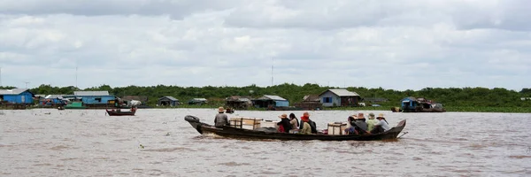 Village Flottant Sur Lac Tonle Sap 16Km Extérieur Siem Reap — Photo