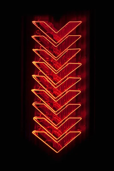 Sæt Røde Pile Neon Lys Peger Ned - Stock-foto