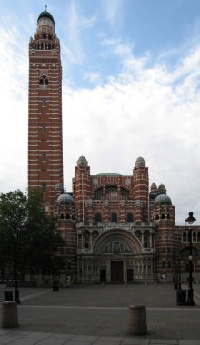 Westminster Katedrali İngiltere ve Galler 'deki Katolik Kilisesi' nin ana kilisesidir..