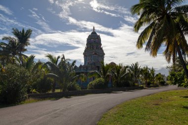 Narassingua Perournal, Saint-Pierre de la Reunion 'da yer alan bir Tamil tapınağıdır..