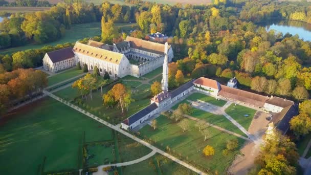 Traveling Shoot Moving Backward Royaumont Abbey Asnieres Sur Oise France — Stock Video