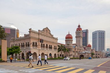 Kuala Lumpur, Malezya - 12 Eylül 2018: Sultan Abdul Samad Binası, Jalan Raja boyunca Dataran Merdeka 'nın (Independence Square) önünde bulunan 19. yüzyılın sonlarında inşa edilmiş bir binadır.).