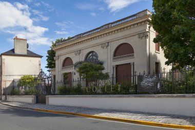 Ay, Fransa - 23 Temmuz 2020: Şampanya Evi Collet 1921 'de kuruldu. İlk olarak Dizy 'de kuruldu sonra 1930' da şu anki konumuyla Ay 'a taşındı..