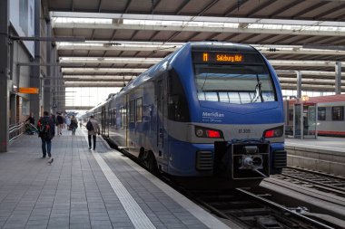 Münih, Almanya - 29 Mayıs 2019: Münih Hauptbahnhof 'da 
