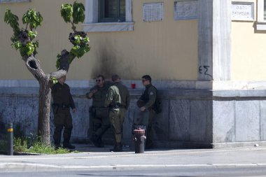 Atina, Yunanistan - 29 Nisan 2019: Birincil ve en ünlü rolü Rio rolünde olan Yunan Polisi 'nin özel bir bölümü olan Düzenin Geri Dönüşü Birimleri Memurları