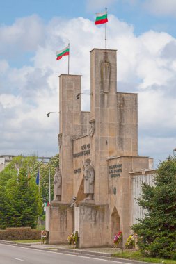 Varna, Bulgaristan - 17 Mayıs 2019: Sekizinci Piyade Alayı Anıtı.