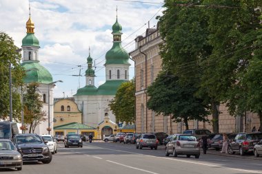 Kiev, Ukrayna - 4 Temmuz 2018: Feodosiya Manastırı Ukrayna Ortodoks Kilisesi 'ne bağlı aktif bir manastır. Pechersk 'te Kyiv-Pechersk Lavra yakınlarında yer almaktadır..