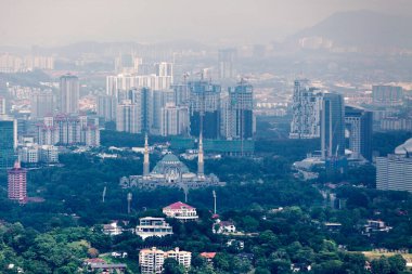 Kuala Lumpur, Malezya - 12 Eylül 2018: Federal Bölge Camisi, MATRAD kompleksi ve Jalan Duta yakınlarındaki Federal Hükümet Kompleksi yakınlarında yer alan bir camidir..