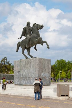 Selanik, Yunanistan - 4 Mayıs 2019: Büyük İskender 'in Büyük İskender heykeli 1973 yılında ortaya çıkarıldı..