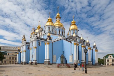 Kiev, Ukrayna - 3 Temmuz 2018: St. Michael 's Golden-Domed Manastırı (Türkçe: Aziz Michael' s Golden-Domed Manastırı) 
