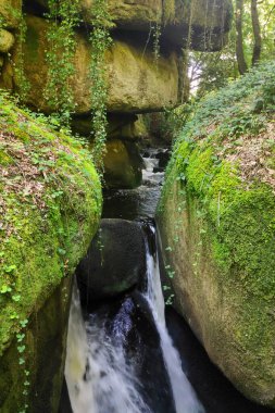 Riviere d 'Argent (Gümüş Nehir) yarıktan geçiyor..