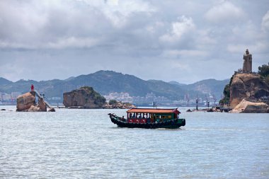 Xiamen, Çin - 14 Ağustos 2018 Gulangyu Adası 'ndaki Koxinga Heykeli (Zheng Chenggong).