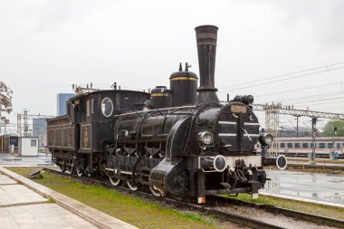 Zagreb, Hırvatistan - 12 Nisan 2019: Buharlı lokomotif JZ 125-052 Hırvat Demiryolları tarafından resmi olarak işletiliyor.