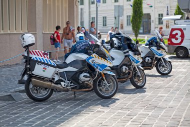 Budapeşte, Macaristan - 21 Haziran 2018: Polis motosikletleri sırası.