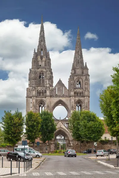 stock image Soissons, France - June 09 2020: The Abbey of Saint-Jean-des-Vignes was an abbey of regular canons founded in 1076 by Hugues le Blanc, located on the hill of Saint-Jean, southwest of the town of Soissons