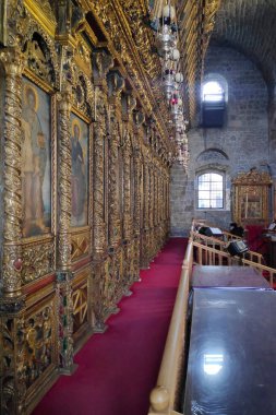 St. Lazarus Kilisesi 'nin Iconostasis' i, Kıbrıs 'ın Larnaka kentinde 9. yüzyıl sonlarında bir kilise. Kilisenin eşsiz barok ikonostaz ahşap oyması 1773 ve 1782 yılları arasında Chatzisavvas Taliadorou tarafından yapılmıştır..