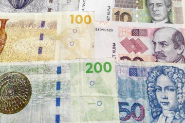 Danimarka Kroneri ve Hırvat Kuna yığınına yakın çekim.