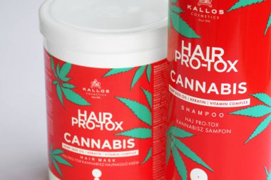 Kharkiv, Ukrayna - 11 Haziran 2022: Profesyonel saç kozmetiği Kallos eksiksiz ve güvenilir bakım için gerçek bir cennet.