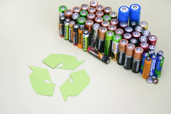 Kharkiv Ukraine Juni 2022 Gebrauchte Batterien Und Ordnungsgemäße Entsorgung Umwelt — Stockfoto