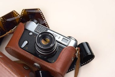 Kharkiv, Ukrayna, Kasım 02, 2023: 1970-1990 yılları arasında Ukrayna 'da üretilen Retro kamera FED-5-B. Eski model fotoğraf makinesi..