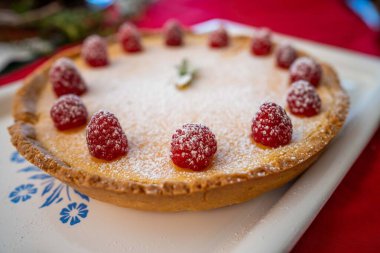 lemon tart for christmas dinner in australia in summer